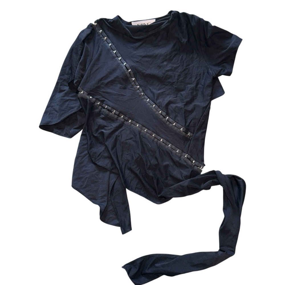SRVC Black Top with Front Hook Detail